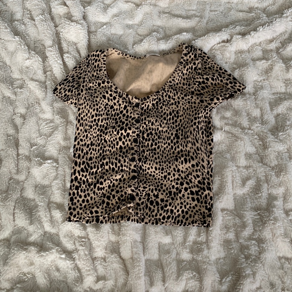 Brandy Melville shirt